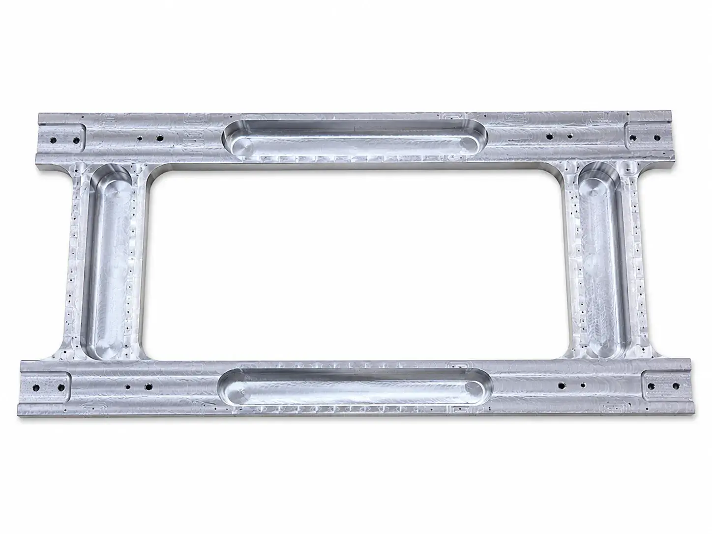 Large-scale gantry-machined parts